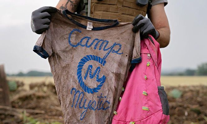 Al menos 27 niñas que estaban en el campamento cristiano Mystic murieron cuando las aguas golpearon el sitio, informaron las autoridades.