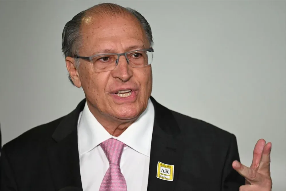 El vicepresidente electo de Brasil, Gerardo Alckmin, tras su reunión con Bolsonaro