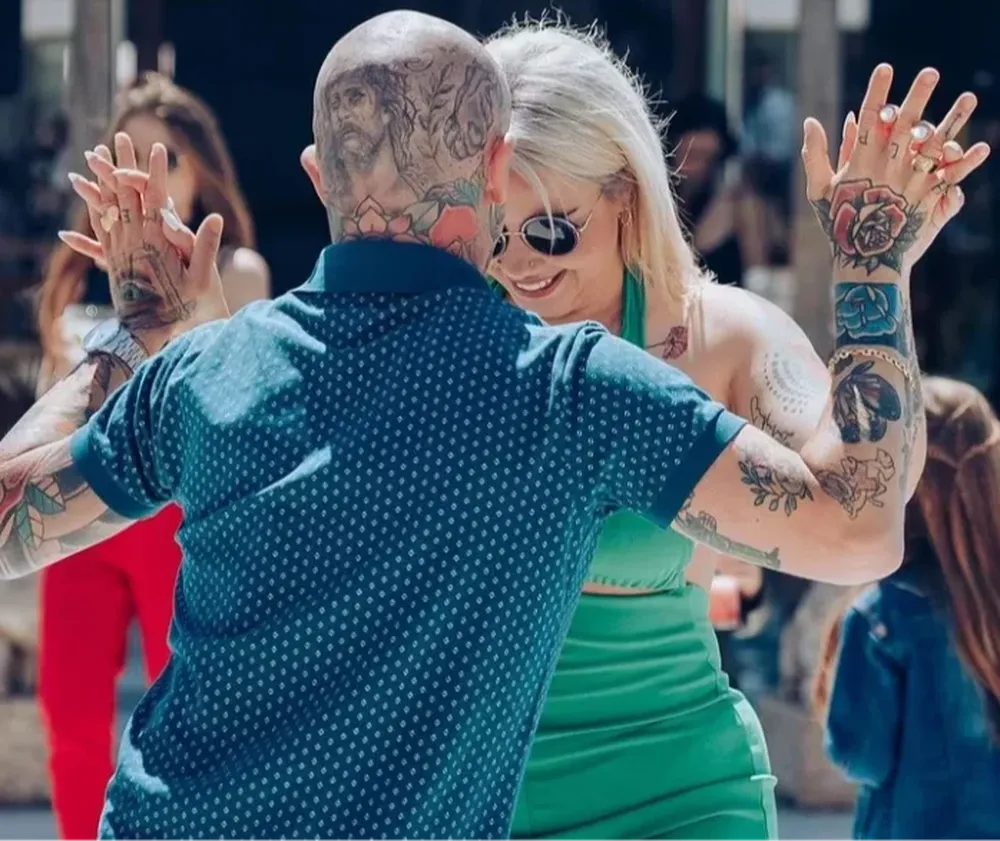 Emanuel Noir y su mujer