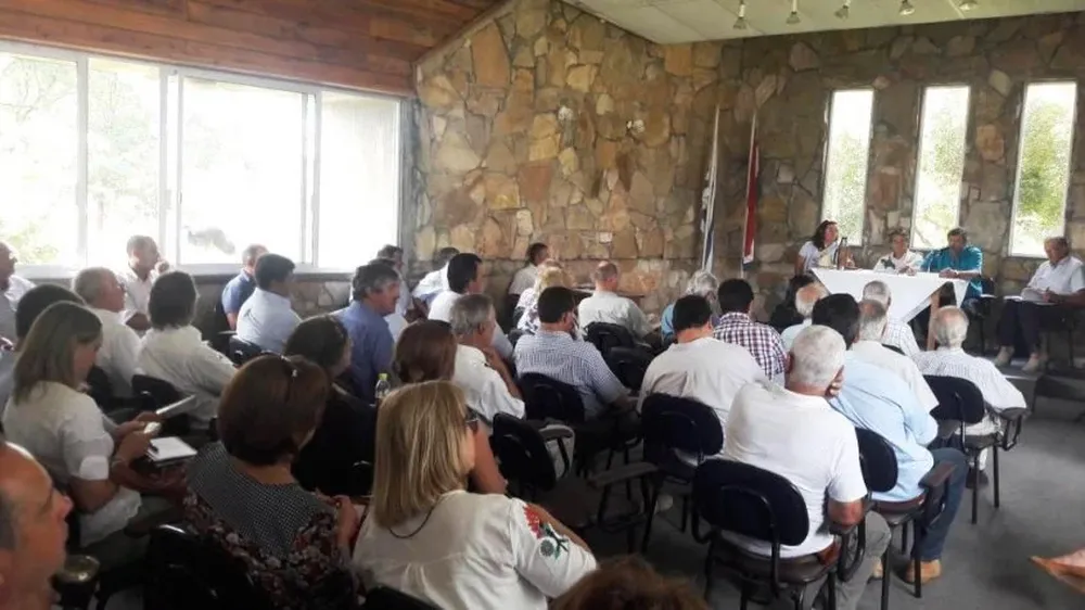 Una buena concurrencia registró la reunión de presidentes de gremiales de la Federación Rural