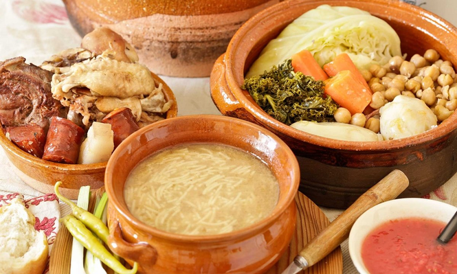 El cocido, el plato más tipico de la cocina madrileña.