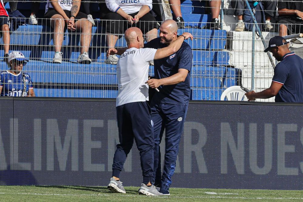 Sebastián Méndez y Jadson Viera