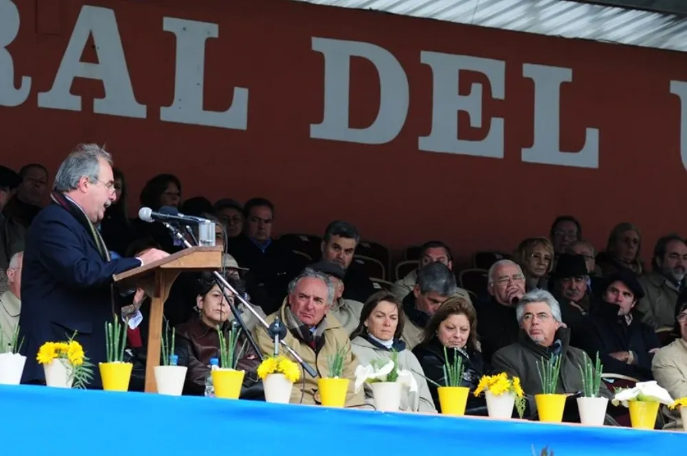 El presidente de ARU, Ruben Echeverría, habló también sobre aspectos sociales.