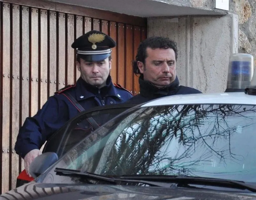 Comandante Francesco Schettino, en el ojo de la tormenta