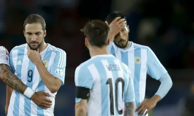 Paraguay le arrancó un enorme empate a Argentina de atrás