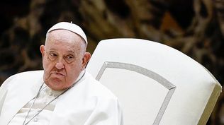 Nuevo parte médico del Papa Francisco tras haber sido internado por una bronquitis
