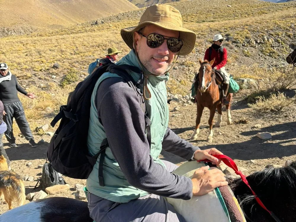 Martín Lema a caballo.