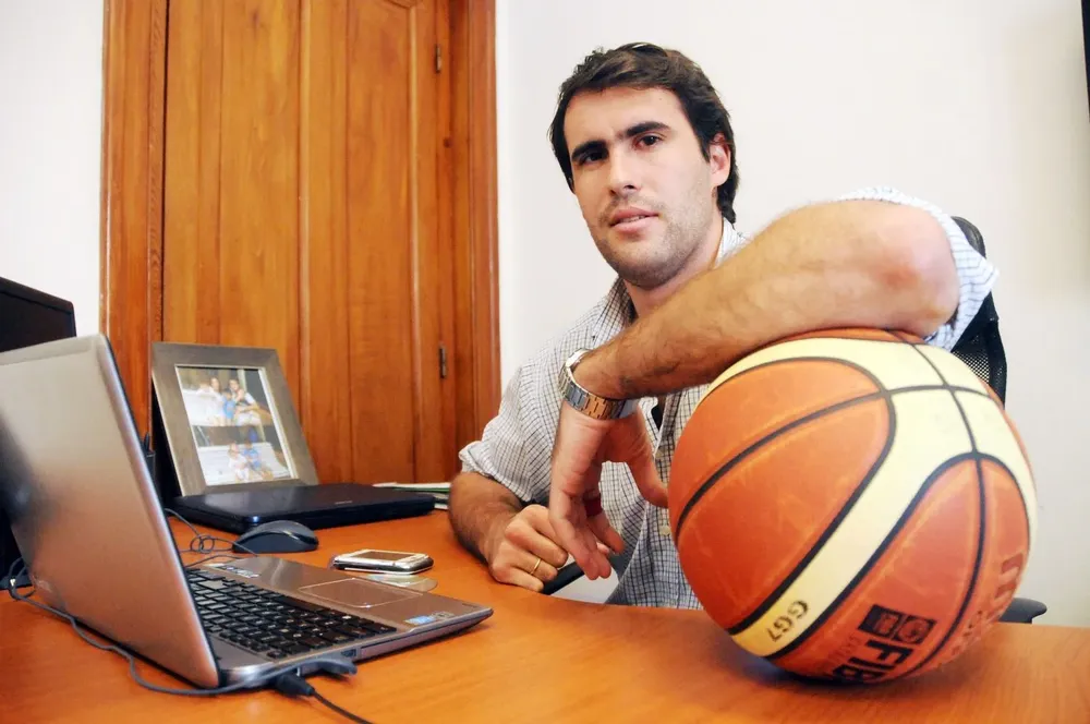 Joaquín Izuibejeres