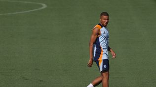 Kylian Mbappé sigue en la polémica.