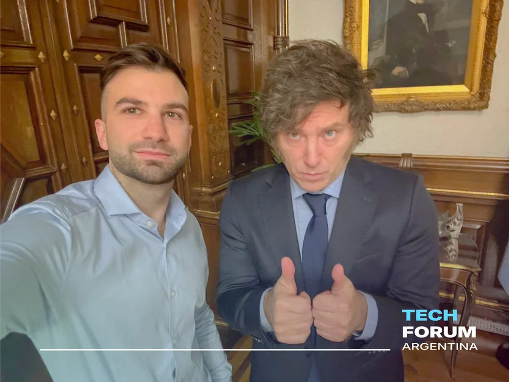 Novelli contrató a un abogado penalista y a un publicista cercano al Gobierno.