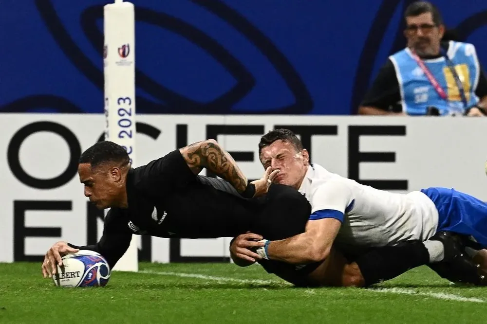 los All Blacks masacraron a Italia