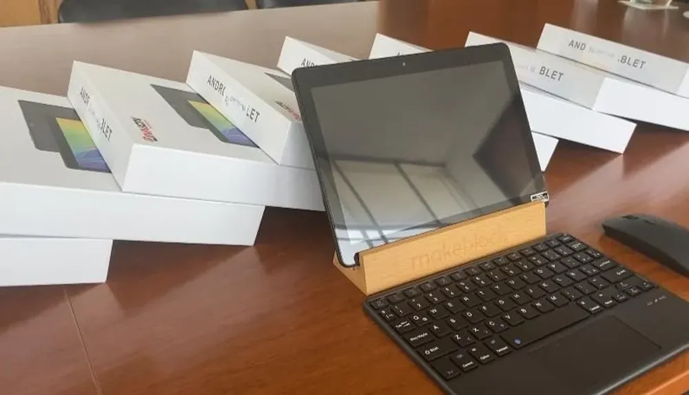 Los dispositivos que se entregarán.