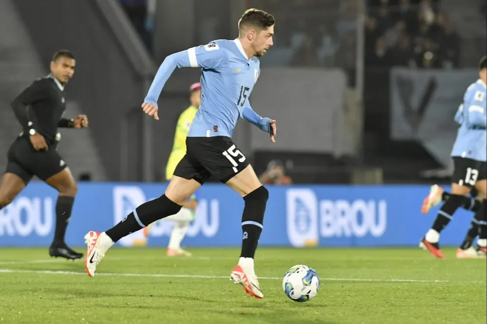 Valverde entrenó este sábado con la celeste pensando en Bolivia