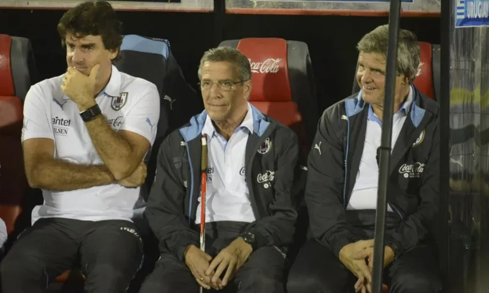 El equipo técnico de la selección uruguaya