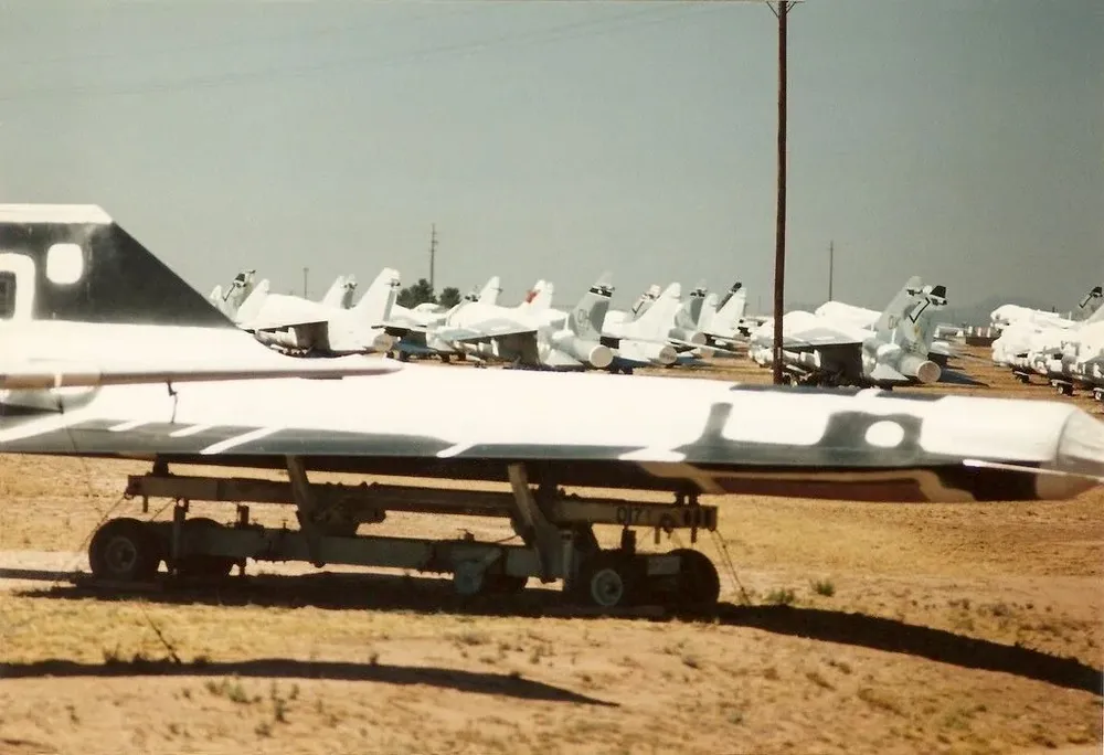 Drones D-21 estacionados en una base militar norteamericana