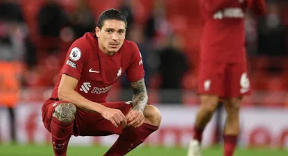 Darwin sigue sin conseguir goles ni buen nivel en Liverpool