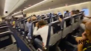 El susto en el avión de Cádiz