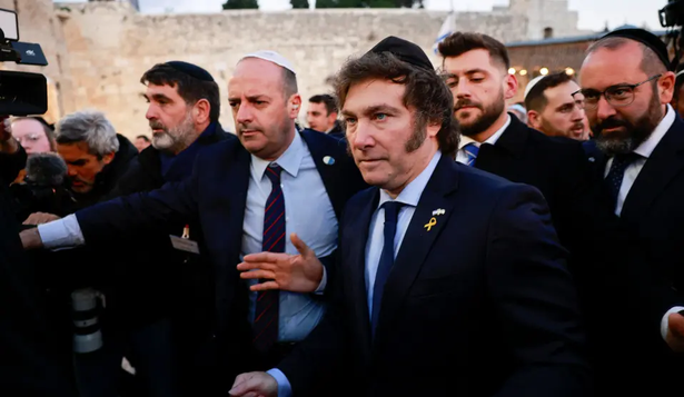 Javier Milei oficializará en Israel el regreso de los vuelos directos entre Buenos Aires y Tel Aviv