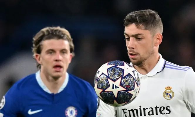 Valverde vuelve a escena con Real Madrid