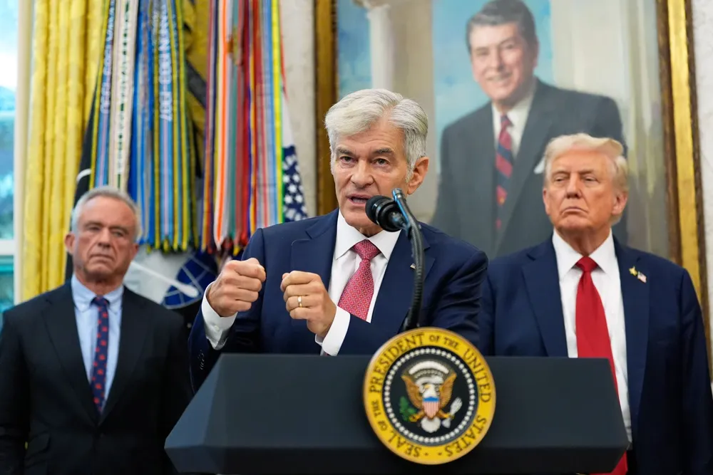 El director de los Centros de Servicios de Medicare y Medicaid, Mehmet Öz.
