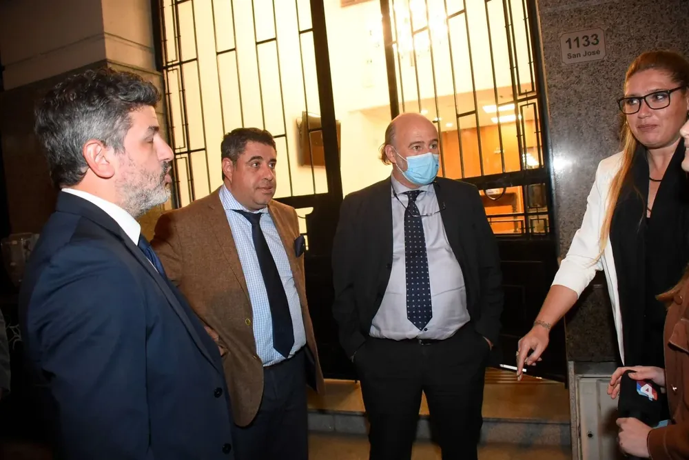 Los abogados en la puerta del Palacio de los Tribunales