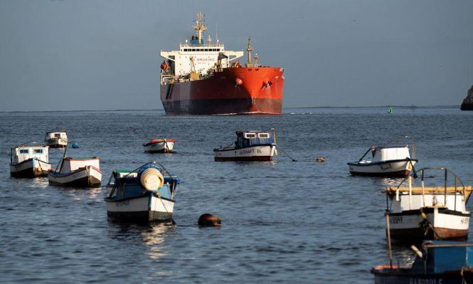 Con la amenaza de Trump de imponer aranceles a los países que le vendan petróleo a Cuba, podría agravarse la crisis energética que vive la isla.