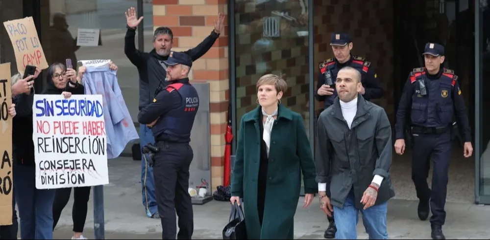 Dani Alves y su abogada Inés Guardiola