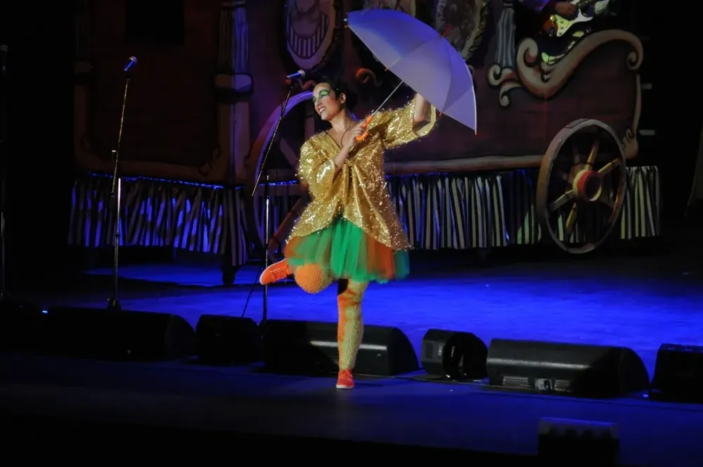 Las lluvias tienen a maltraer a los carnavaleros