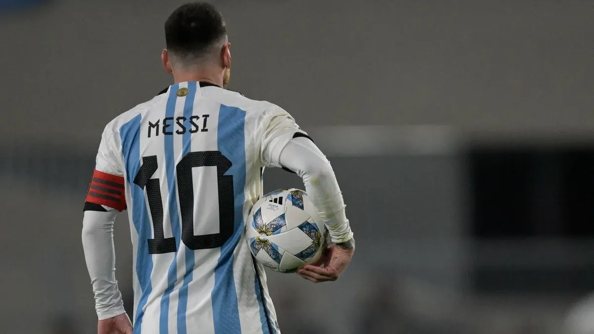 Argentina 1 vs Ecuador 0: con golazo de Messi de tiro libre, la albiceleste debutó con triunfo