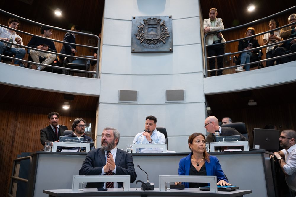 Mario Bergara y Laura Tabárez en la Junta Departamental. Archivo
