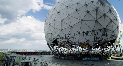Alemania- Vista de la antigua estación de la Agencia de Seguridad Nacional (NSA) de EEUU en Teufelsberg