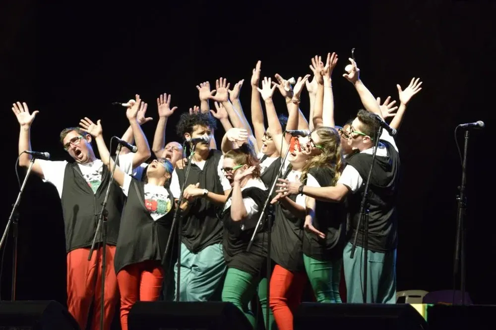 Humoristas No te Comas los Morrones.