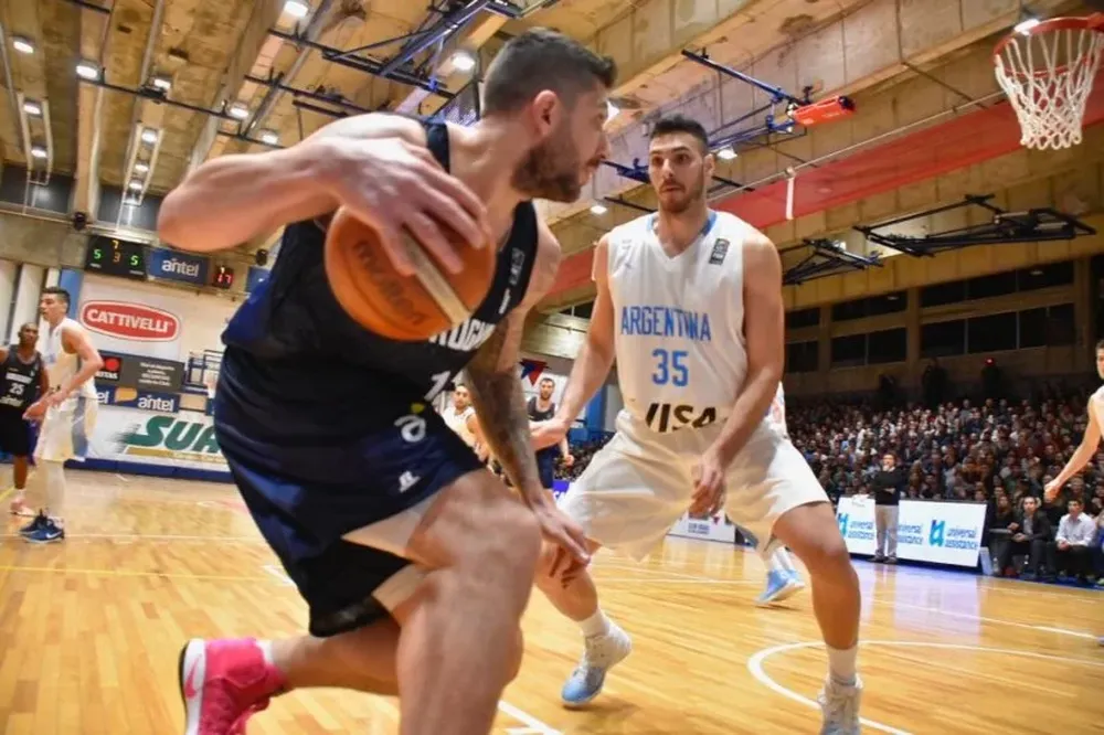 Uruguay, este domingo, volverá a enfrentarse al combinado argentino.