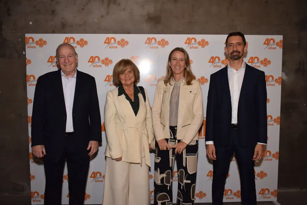 Luis Tamborindeguy, Elena Ward, Carolina Vidal y Juan Voelker.