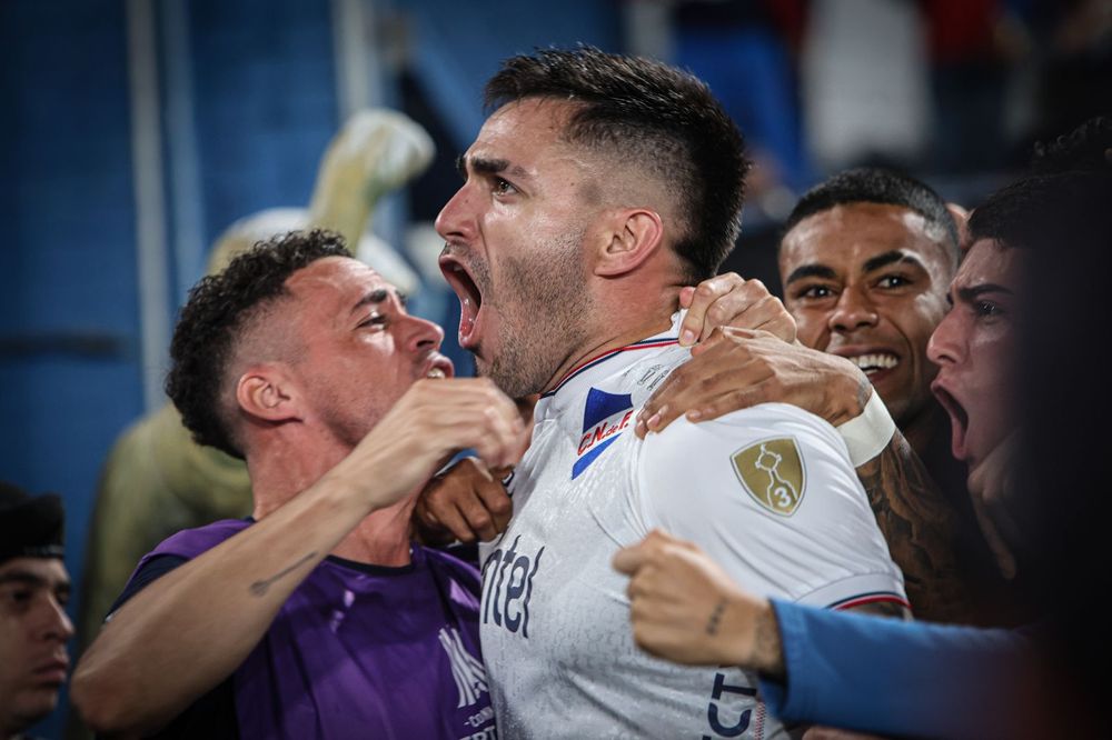 Maximiliano Gómez celebra el 1-0 de Nacional