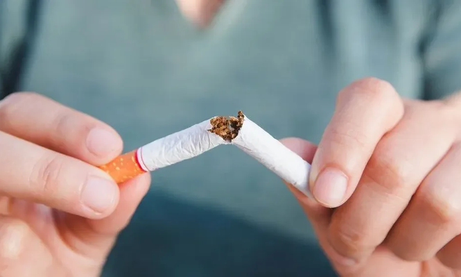 Gobierno ajustó el Imesi de los cigarrillos, el tabaco y los combustibles