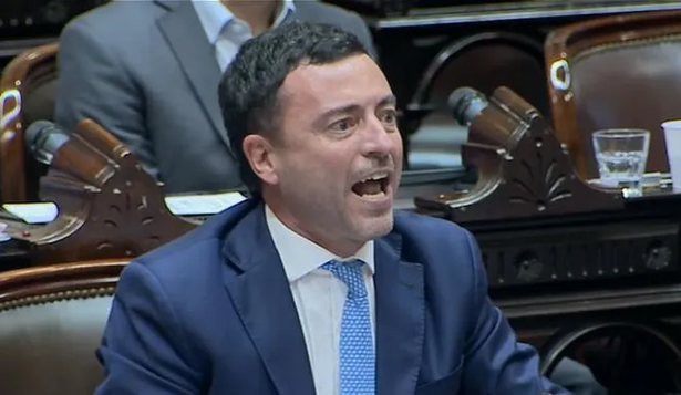 Rodrigo De Loredo, presidente del bloque de la UCR en Diputados.