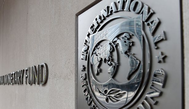 El FMI aprobó la revisión técnica de la Argentina y podría desembolsar USD 800 millones