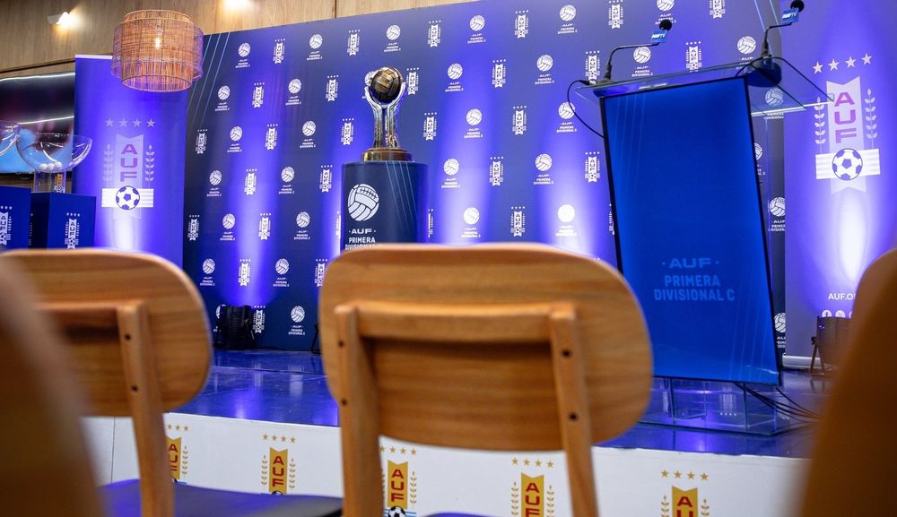 La copa de la Primera Divisional C en el sorteo de la categoría