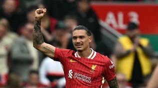 Darwin Núñez anotó un golazo en la goleada de Liverpool ante Bournemouth