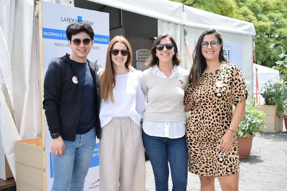 Martin Mastandrea, Camila Pierri, Natalia Perdomo y Valentina Laulhe