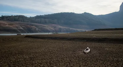 Vista del pantano de Sau, a 22 de enero de 2024, en Barcelona, Catalunya (España). Los embalses de las cuencas internas en Catalunya están a punto de llegar al límite del 16% de media.
