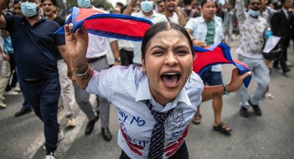 Las protestas de la generación Z por la prohibición de 26 redes sociales y contra la corrupción que hicieron caer a un primer ministro