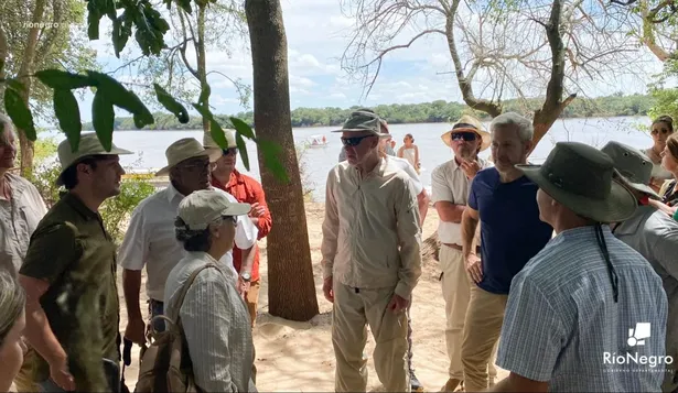 Inaguración de la Base Operativa de las islas argentinas del Río Uruguay