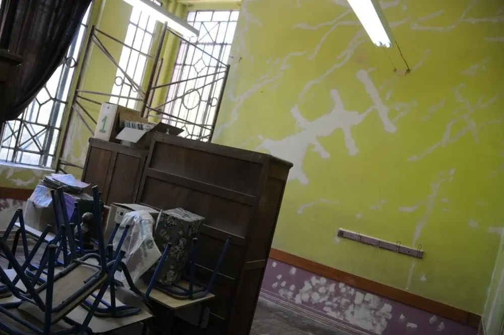 Las casas abandonadas quedan en poder de la ANEP; muchas de ellas serán vendidas