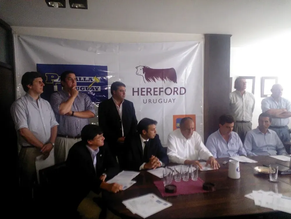 El remate se presentó en una conferencia de prensa