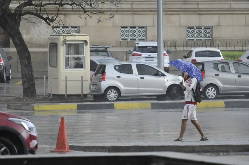 Rige alerta amarilla para diferentes localidades