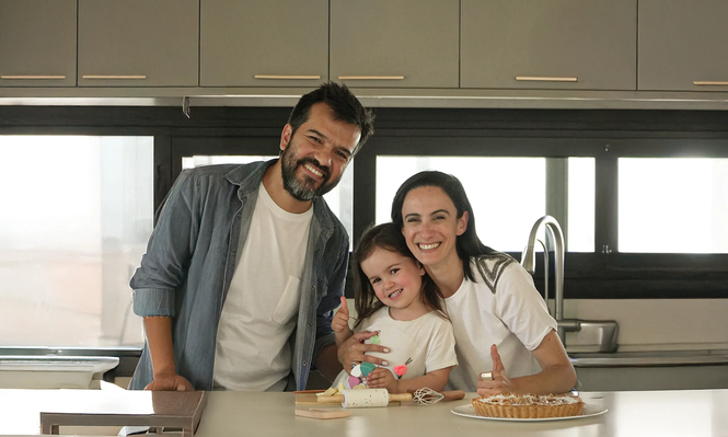La figura de la televisión uruguaya que emprendió junto a su pareja, hizo sus primeras ventas al exterior y lanzará nuevos productos para fomentar la autonomía en los niños