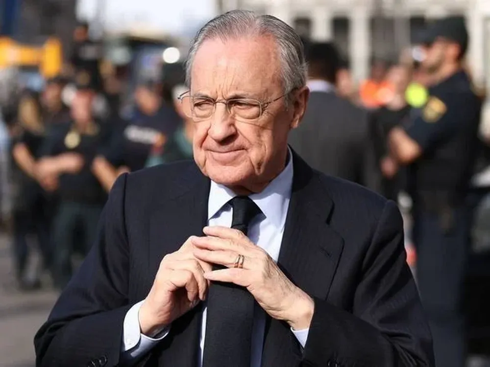 Florentino ataca a Villarejo.