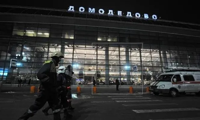 Se estrelló avión en Moscú con 71 personas a bordo